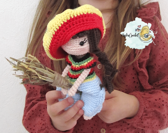 Removable Clothing: why I include it in all my crochet doll patterns